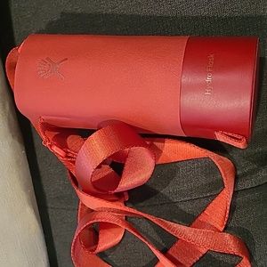 Hydro Flask TAG ALONG Bottle Sling Lava Fits 12-24 Oz Bottles